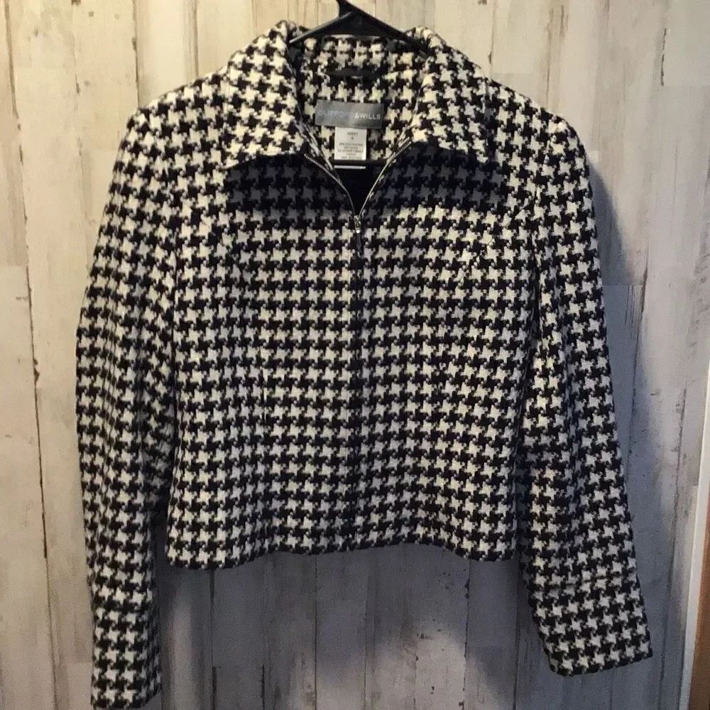 Blazer wool blend houndstooth design by Clifford & will Size 4 Miss